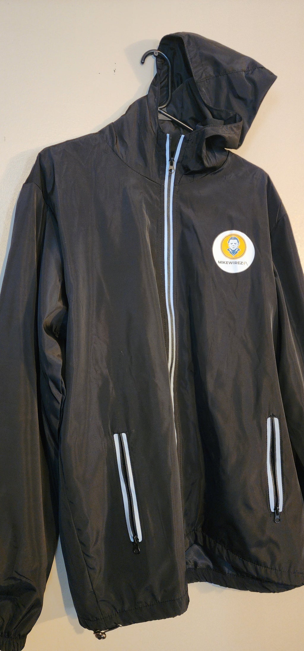 Wind breaker