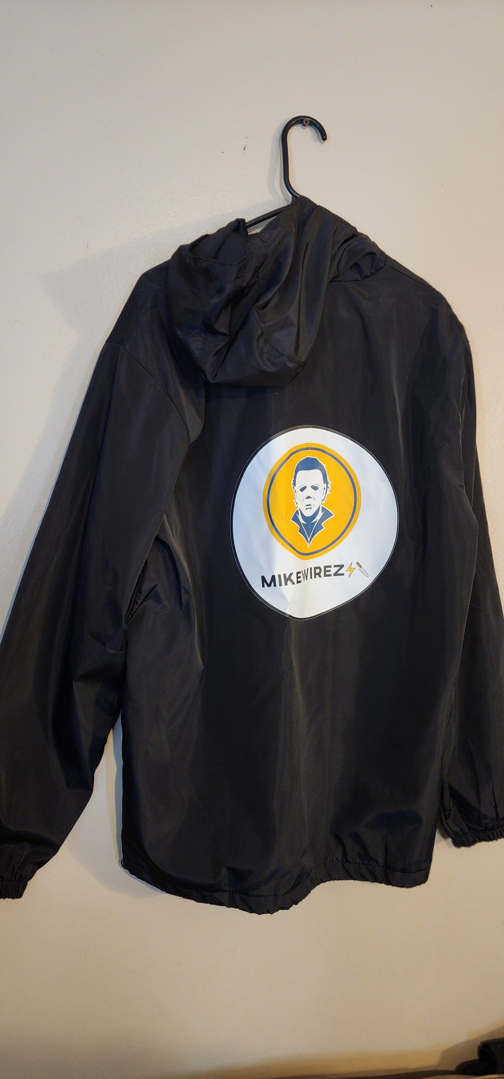 Wind breaker